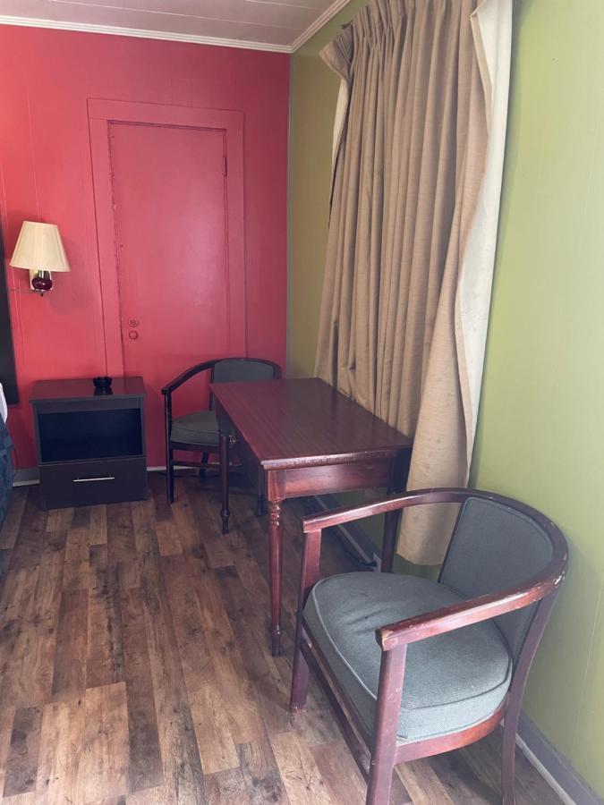 Budget Inn 먼로빌 외부 사진
